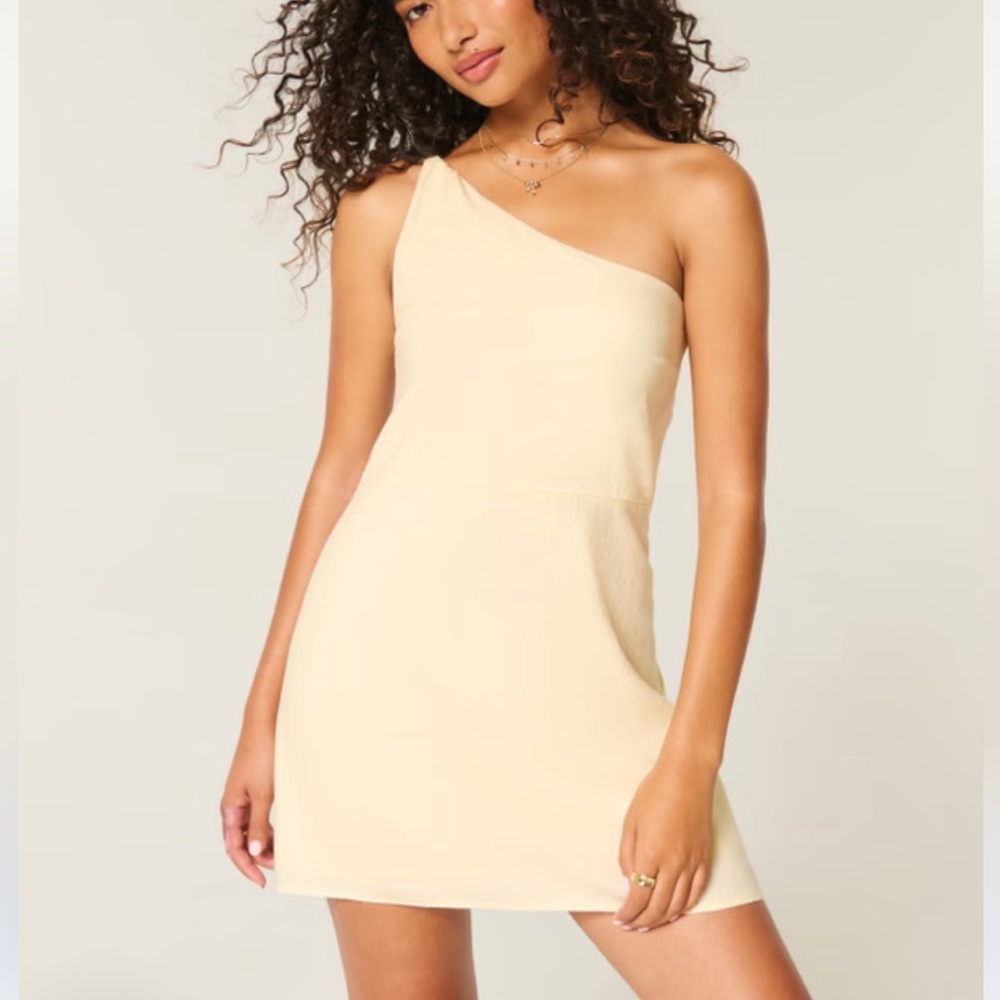 One-Shoulder Yellow Midi Dress